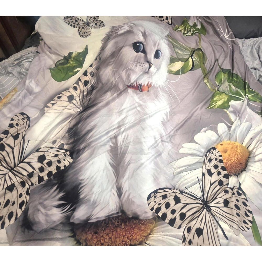 Cute white Cat Duvet Cover with Daisies & Butterflies Size 86"x 68" Twin / Full?